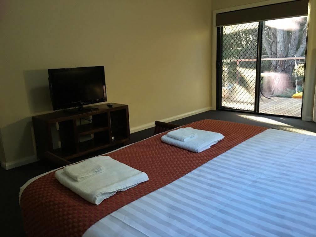 Hillview Farmstay Gundagai Ngoại thất bức ảnh