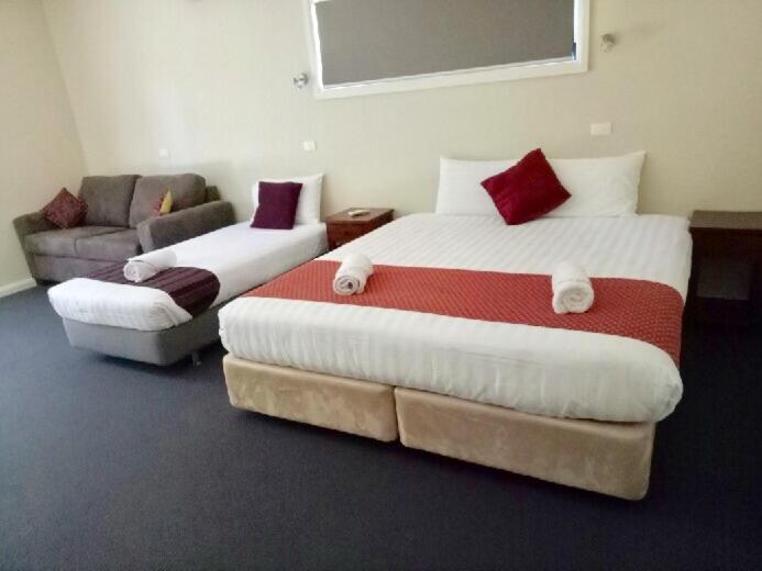Hillview Farmstay Gundagai Ngoại thất bức ảnh